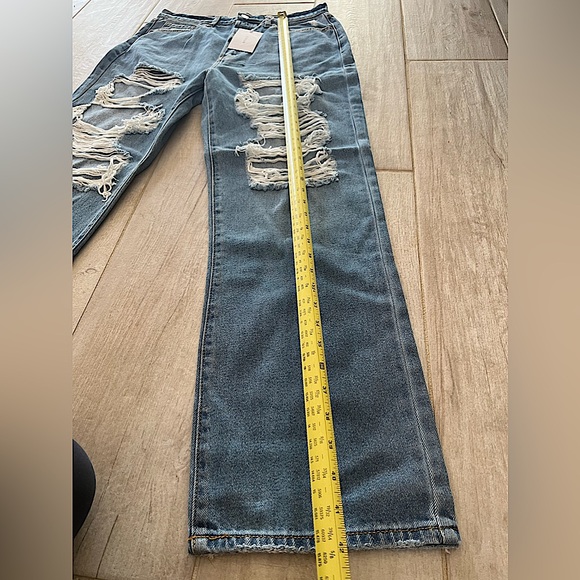 NWT Cello High Waist Medium Wash Jeans - Picture 12 of 14